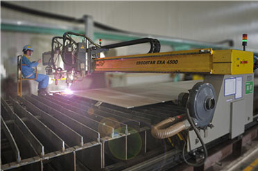 Plasma cutting machine