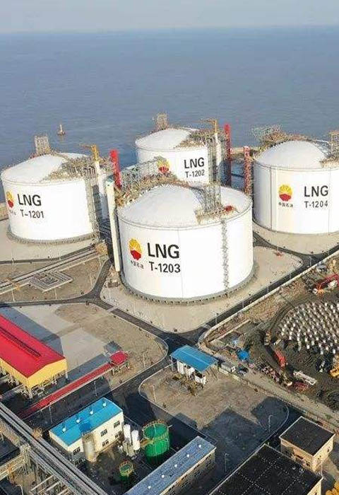 over 160,000 cubic meters LNG low-temperature tanks